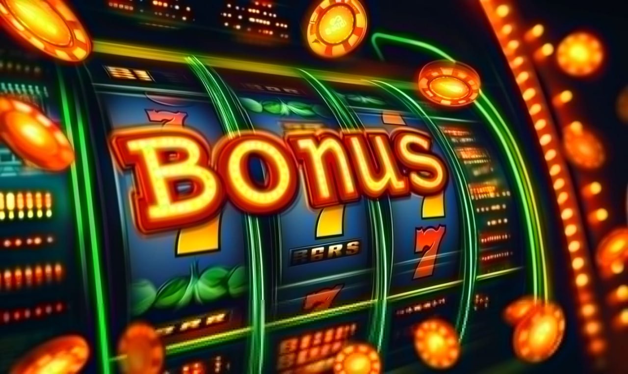 Antarmuka aplikasi mobile hajarhoki menampilkan permainan slot Aviator, Sweet Bonanza, dan Gates of Olympus